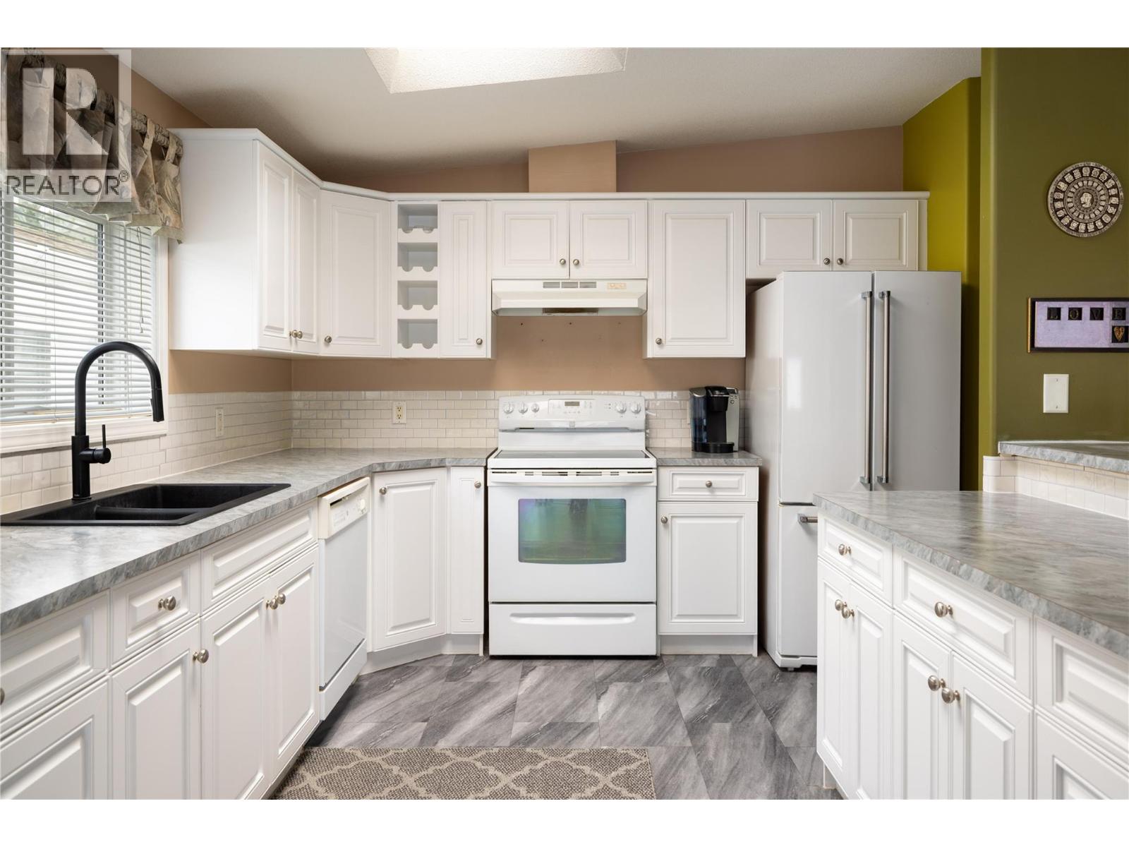 6688 Tronson Road Unit# 36, Vernon, British Columbia  V1H 1R9 - Photo 8 - 10387652