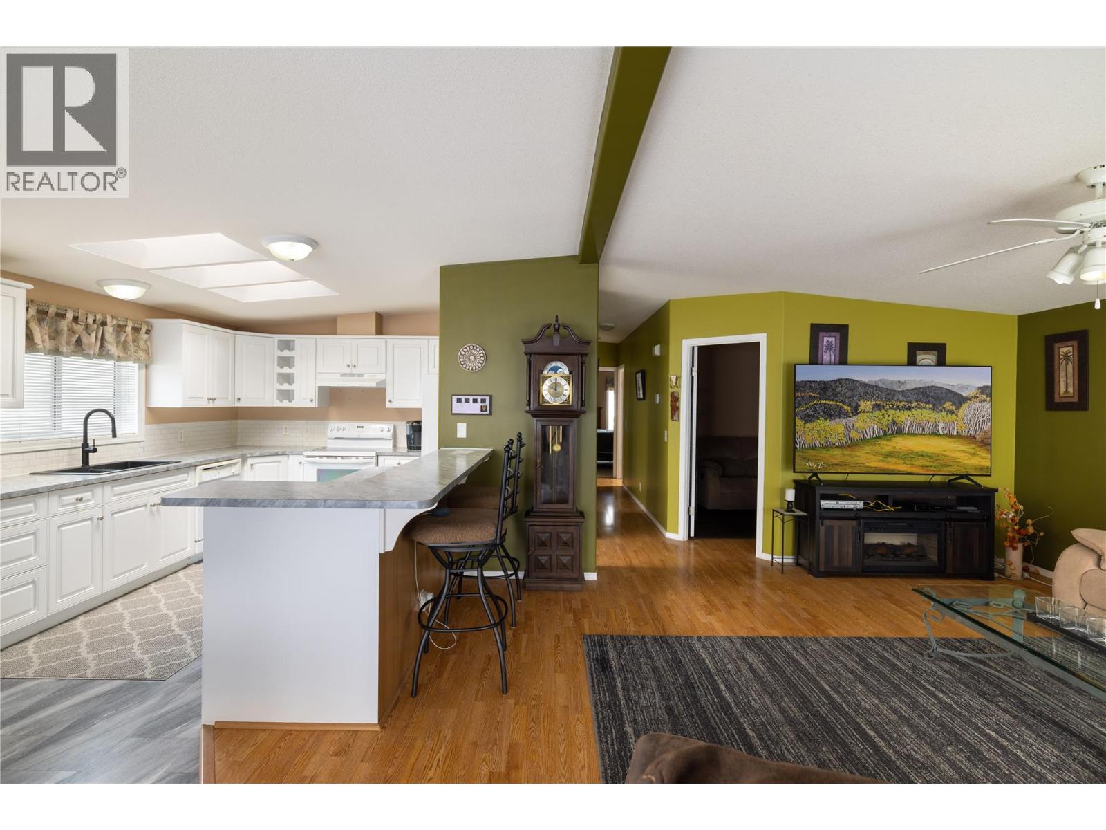 6688 Tronson Road Unit# 36, Vernon, British Columbia  V1H 1R9 - Photo 6 - 10387652
