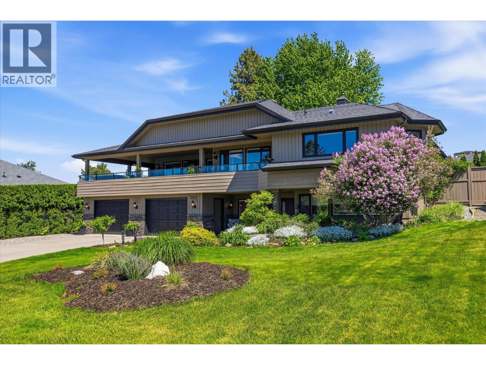 307 Stellar Drive, Upper Mission, Kelowna