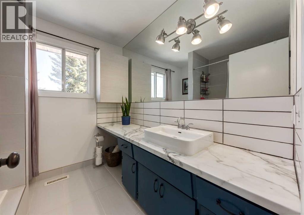 10012 Oakfield Drive SW, Calgary, Alberta  T2V 4B4 - Photo 25 - A2309361