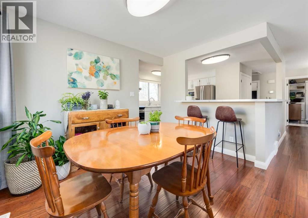 10012 Oakfield Drive SW, Calgary, Alberta  T2V 4B4 - Photo 11 - A2309361