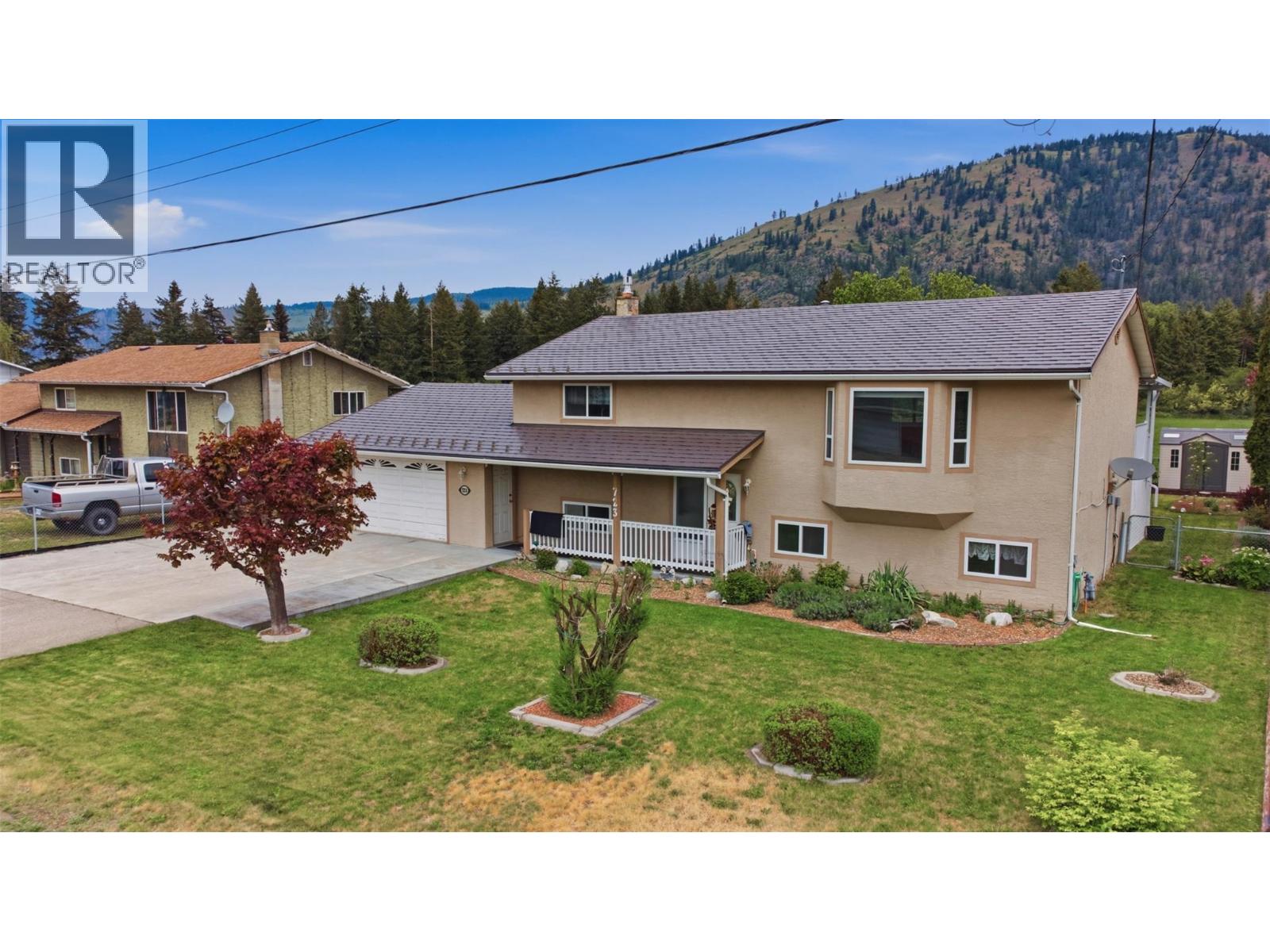 723 Eastwood Road, Lumby, British Columbia  V0E 2G7 - Photo 3 - 10388497