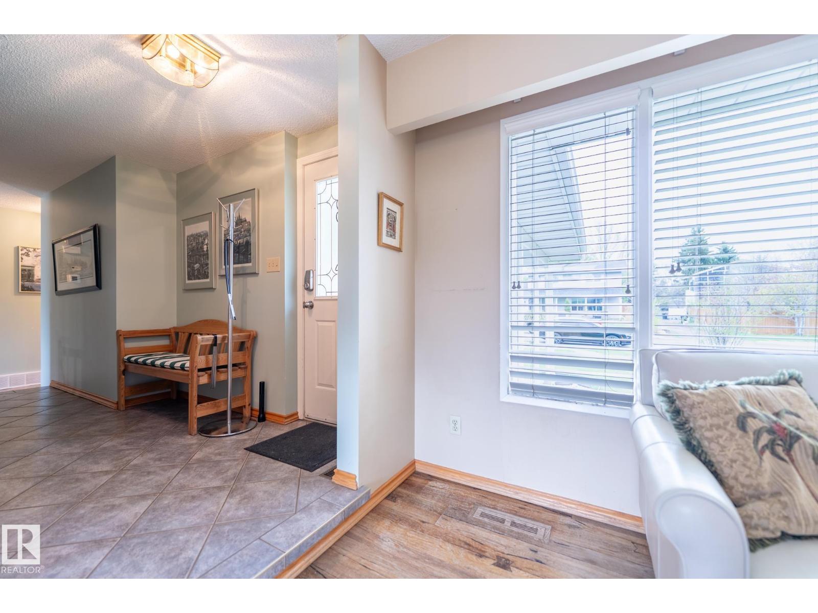 14336 58a Av Nw, Edmonton, Alberta  T6H 1E4 - Photo 7 - E4489353