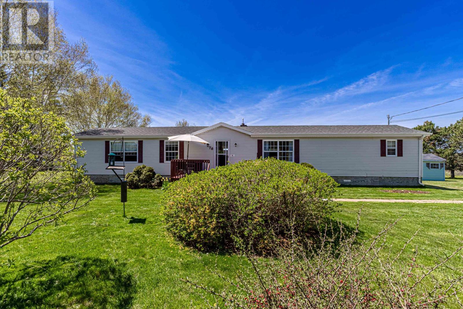 78 Linkletter Avenue, Central Bedeque, Prince Edward Island  C0B 1S0 - Photo 2 - 202611831