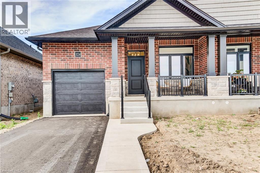 124 SOUTH PARKWOOD Boulevard, Elmira, Ontario