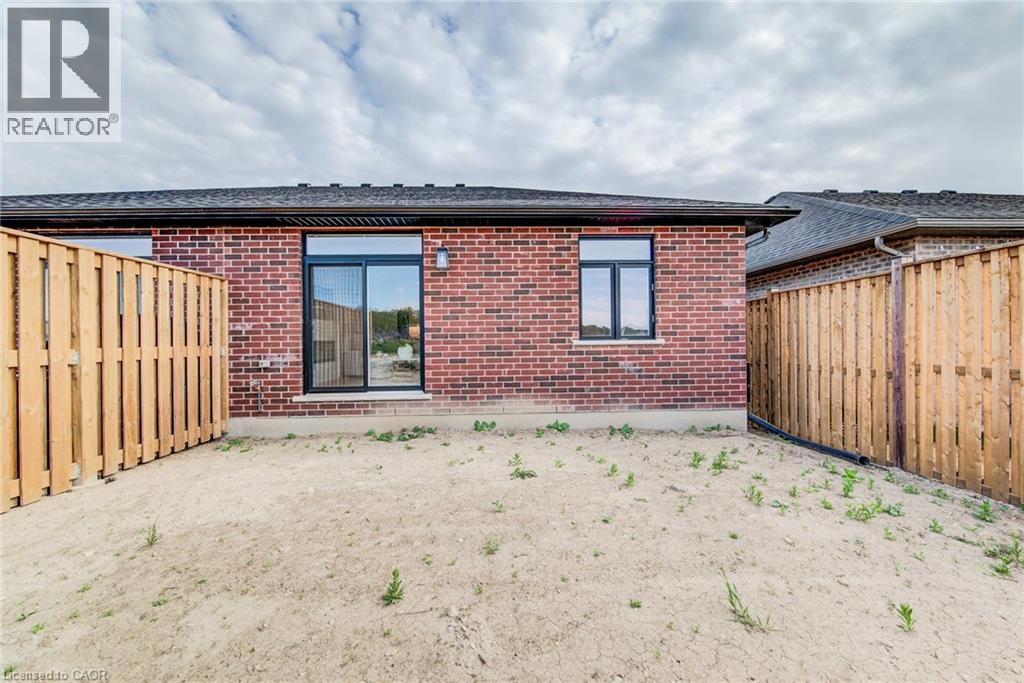 124 South Parkwood Boulevard, Elmira, Ontario  N3B 0E6 - Photo 38 - 40832670