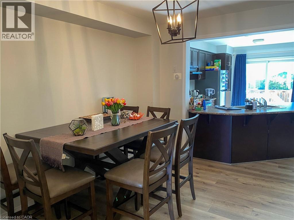 39 Glenvista Drive, Kitchener, Ontario  N2R 0E4 - Photo 2 - 40832128