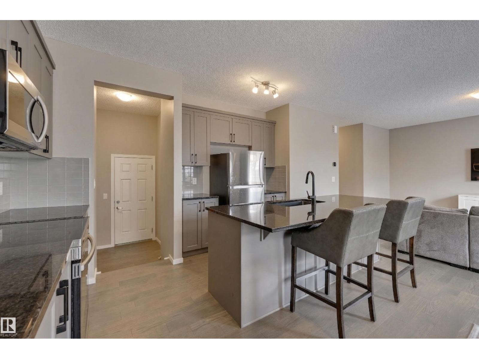 2031 207 St NW, Edmonton, Alberta  T6M 1R7 - Photo 15 - E4472218
