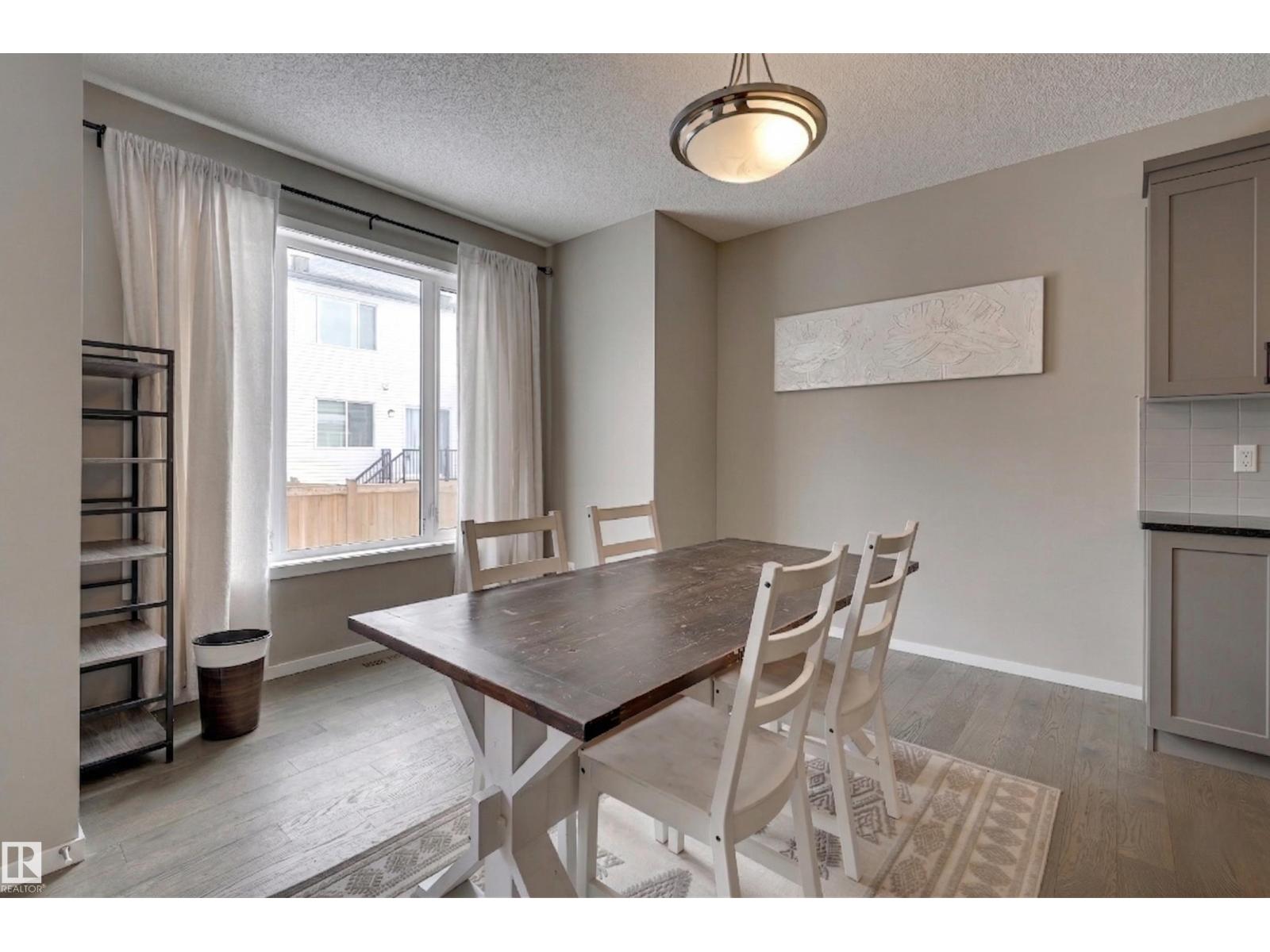 2031 207 St NW, Edmonton, Alberta  T6M 1R7 - Photo 10 - E4472218