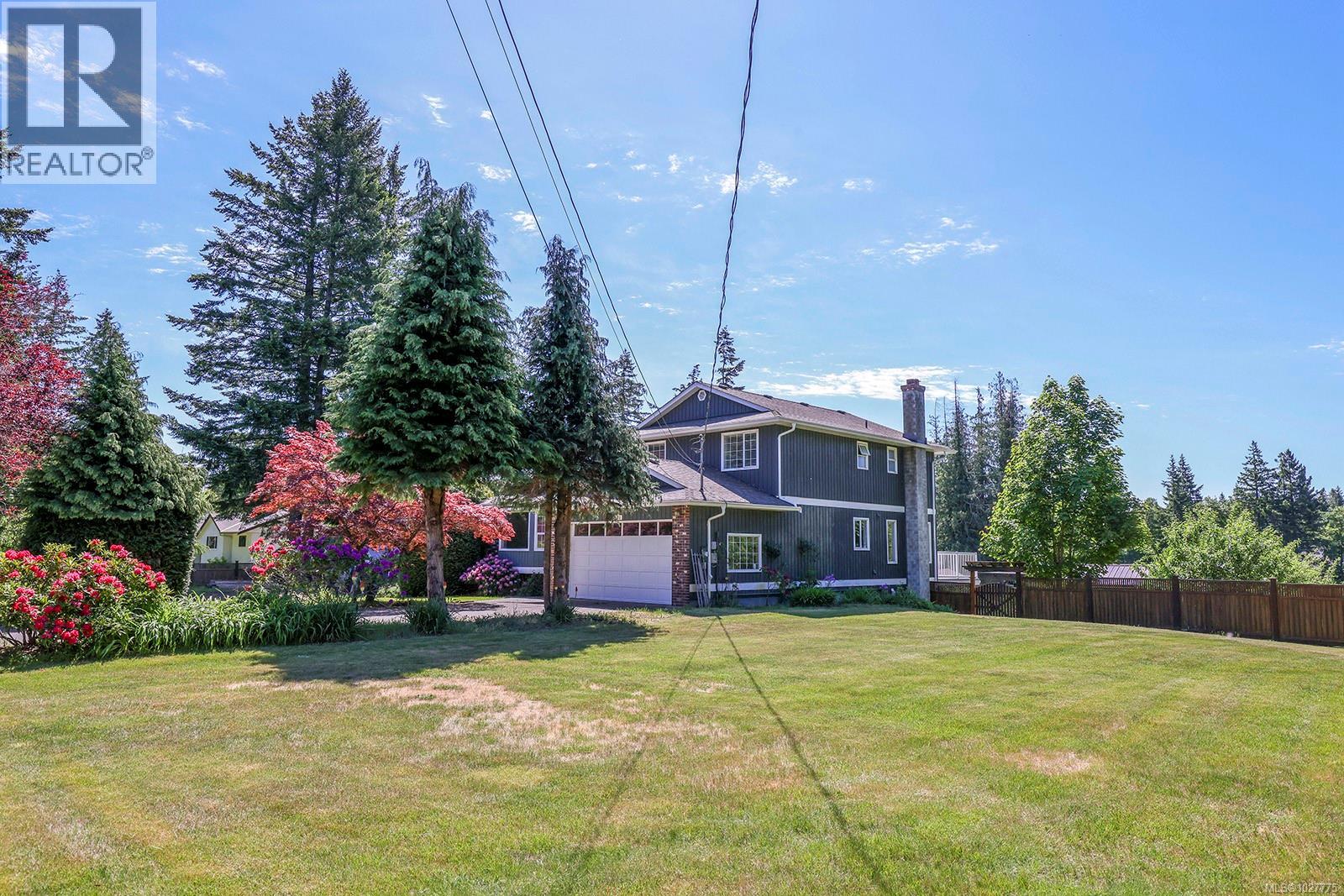 2099 Idiens Way, Comox, British Columbia  V9M 3Y9 - Photo 4 - 1027775