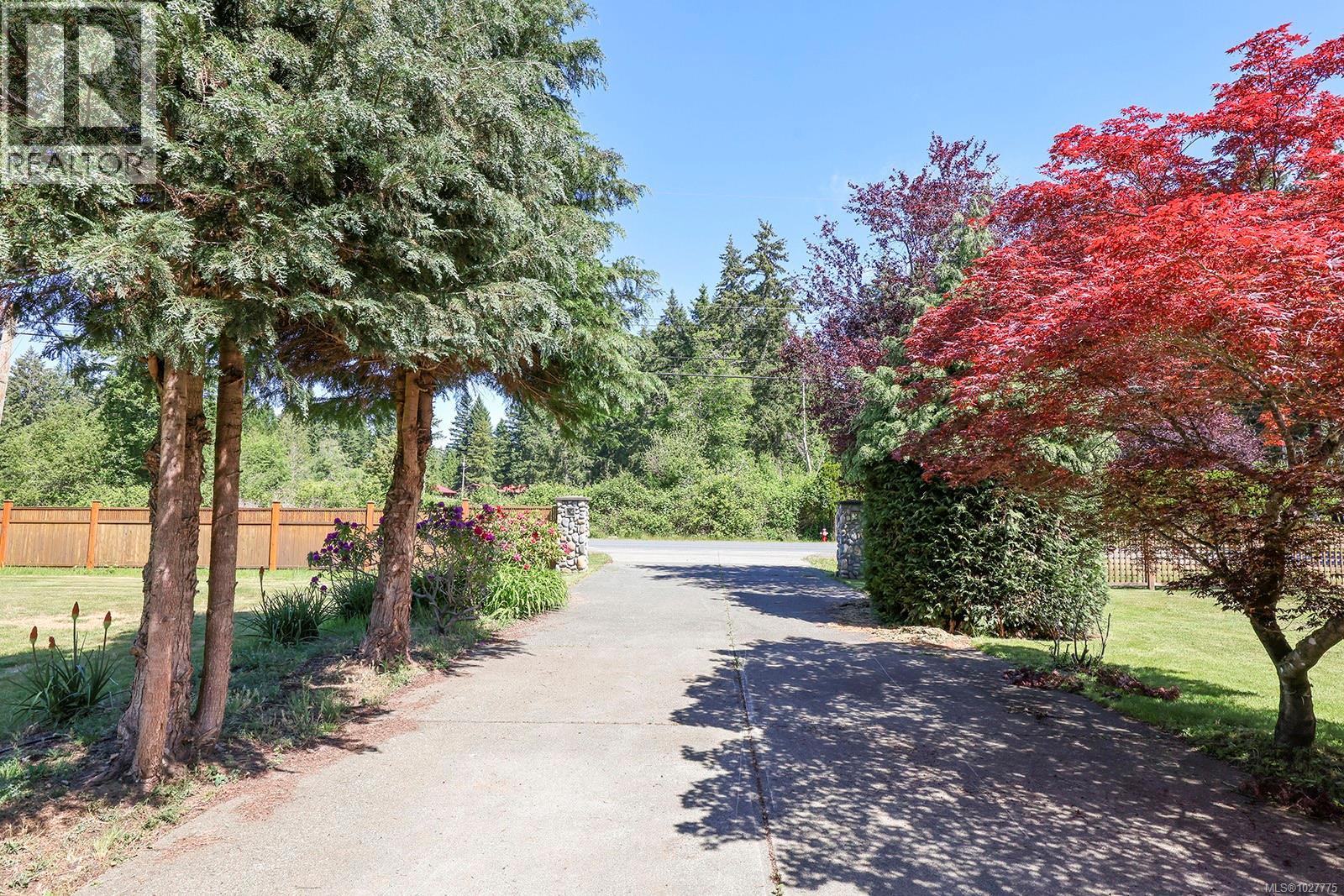 2099 Idiens Way, Comox, British Columbia  V9M 3Y9 - Photo 36 - 1027775