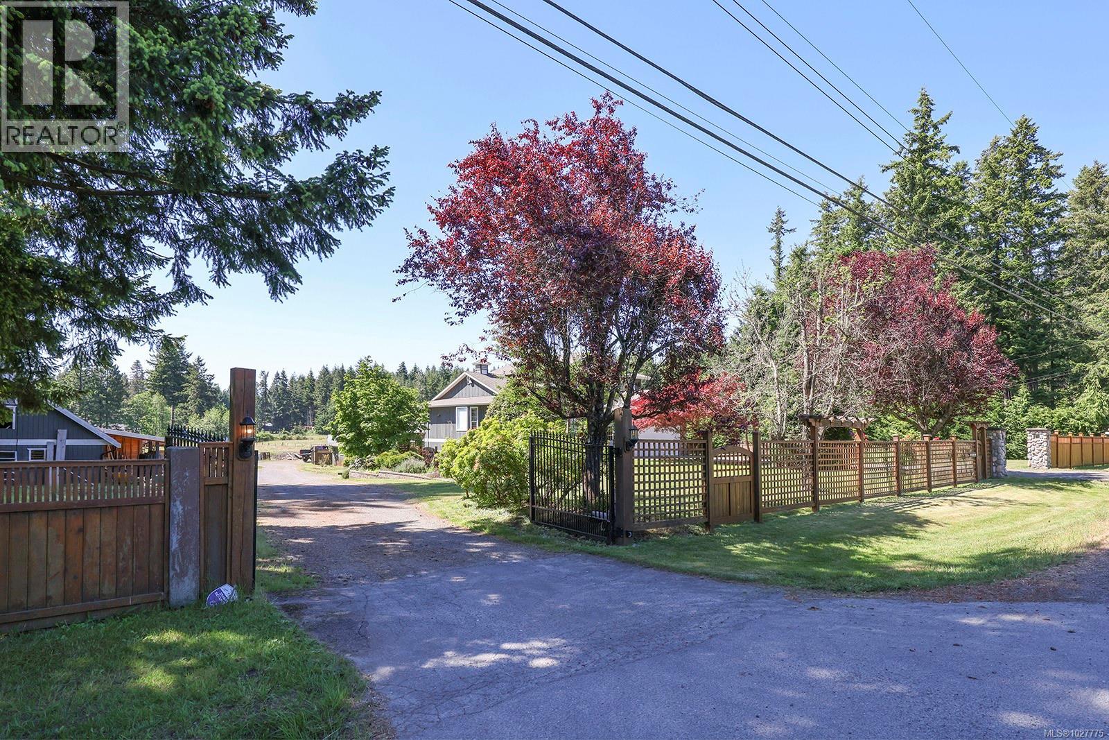 2099 Idiens Way, Comox, British Columbia  V9M 3Y9 - Photo 35 - 1027775