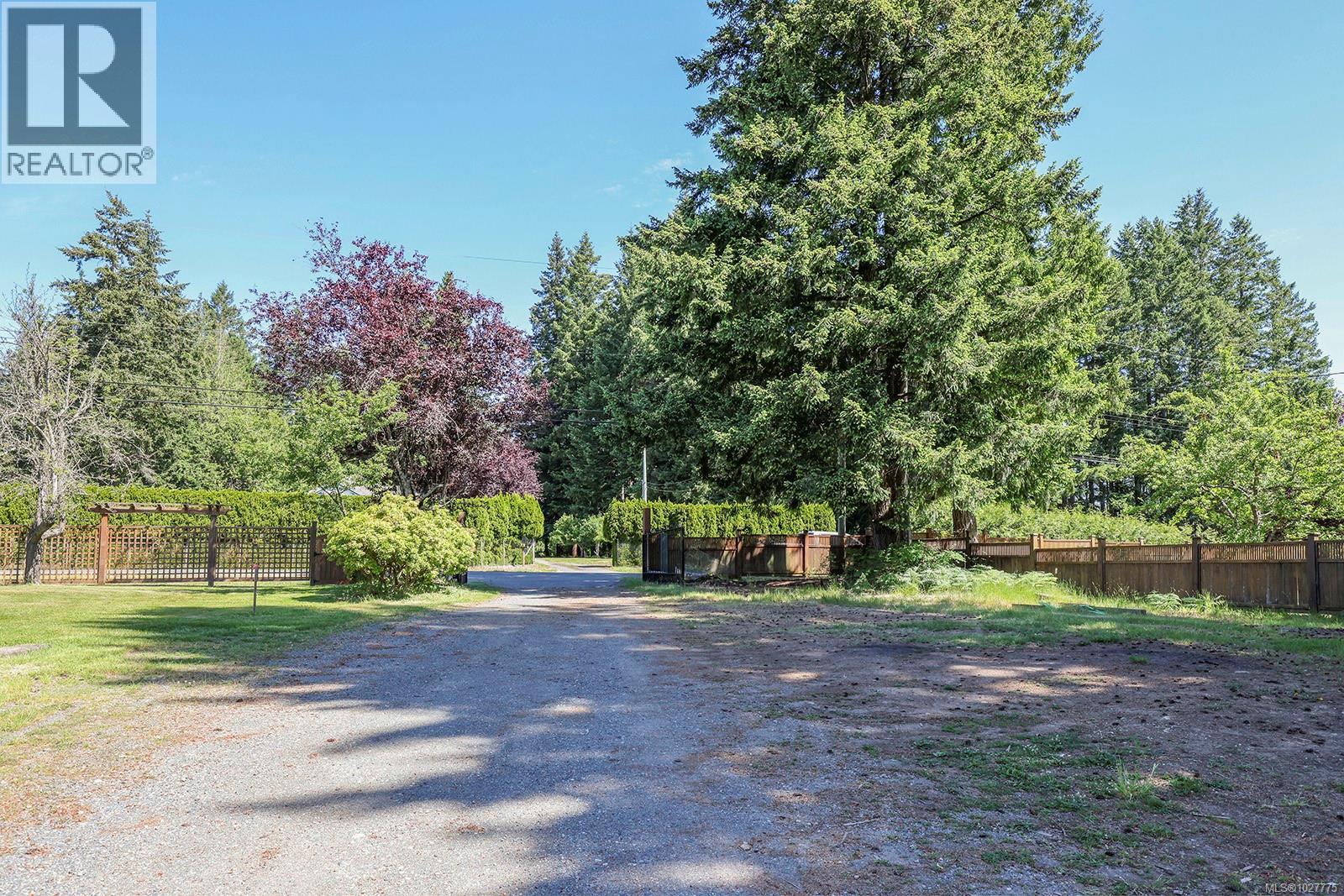 2099 Idiens Way, Comox, British Columbia  V9M 3Y9 - Photo 51 - 1027775