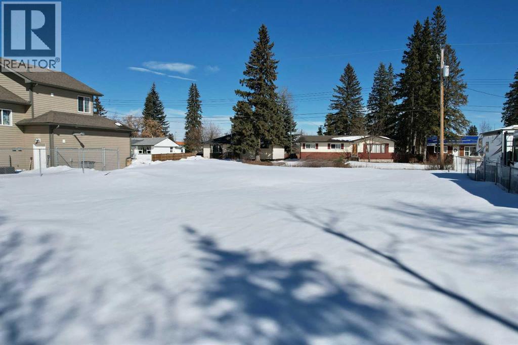 47 Beaver Drive, Whitecourt, Alberta  T7S 1G5 - Photo 7 - A2294412