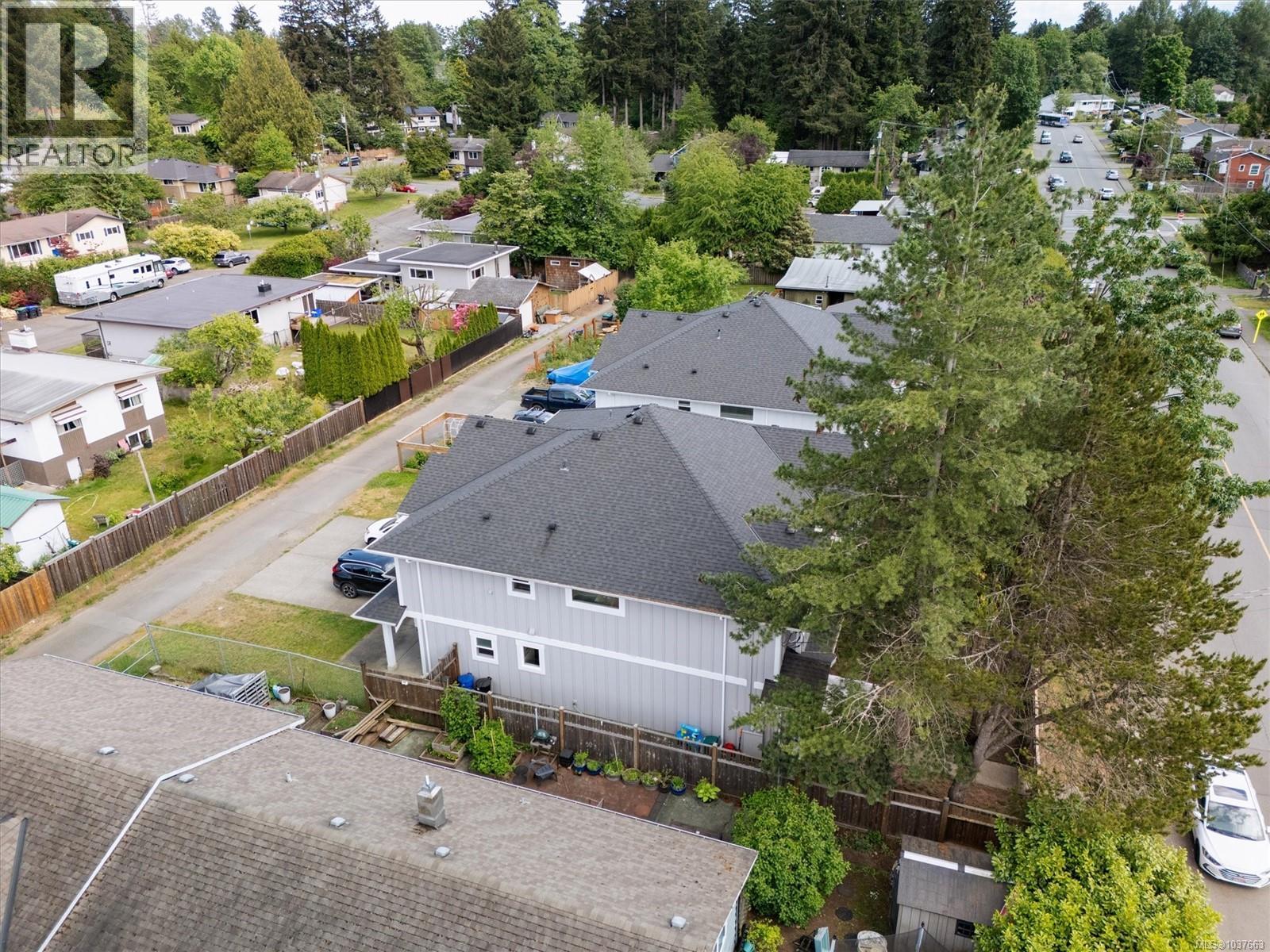 B 240 Woods Ave, Courtenay, British Columbia  V9N 3Y8 - Photo 48 - 1037663