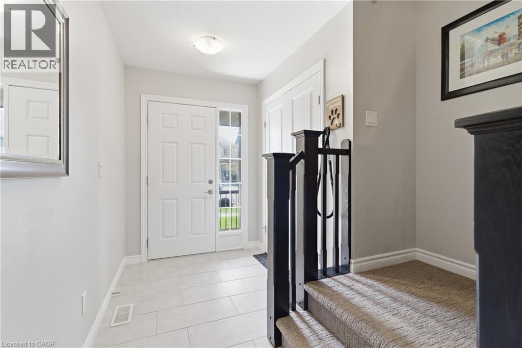 141 Couling Crescent, Guelph, Ontario  N1E 0K9 - Photo 6 - 40832530