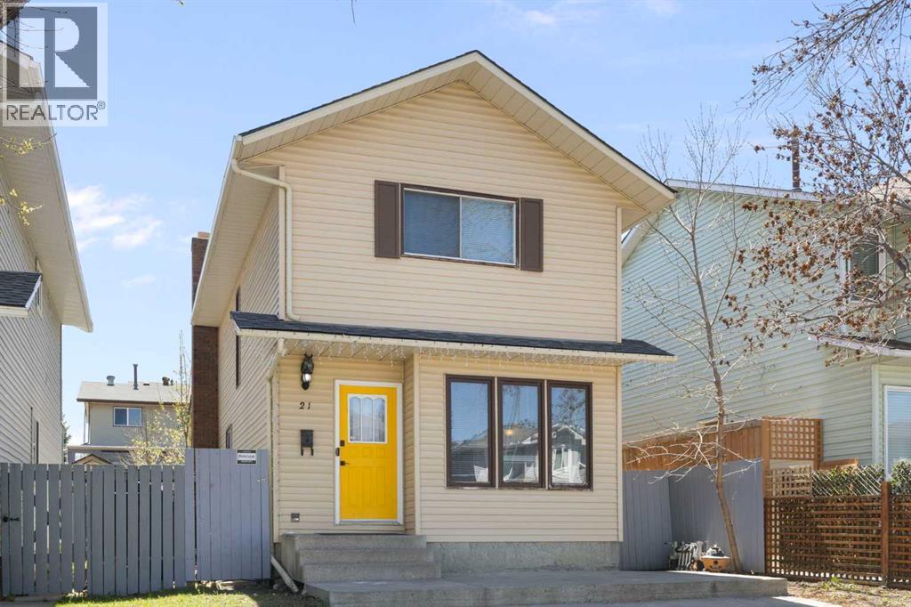 21 Mckernan Road SE, Calgary, Alberta  T2Z 1S7 - Photo 3 - A2309974