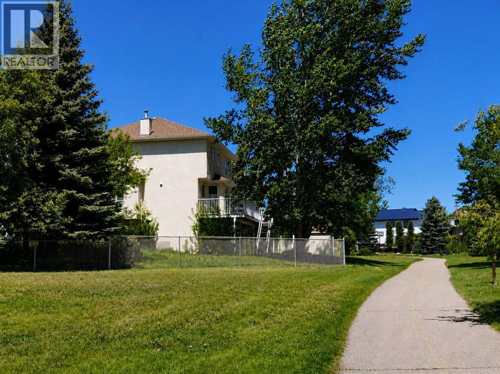 6 Cambria Place, Strathmore, Alberta  T1P 1L9 - Photo 4 - A2312661
