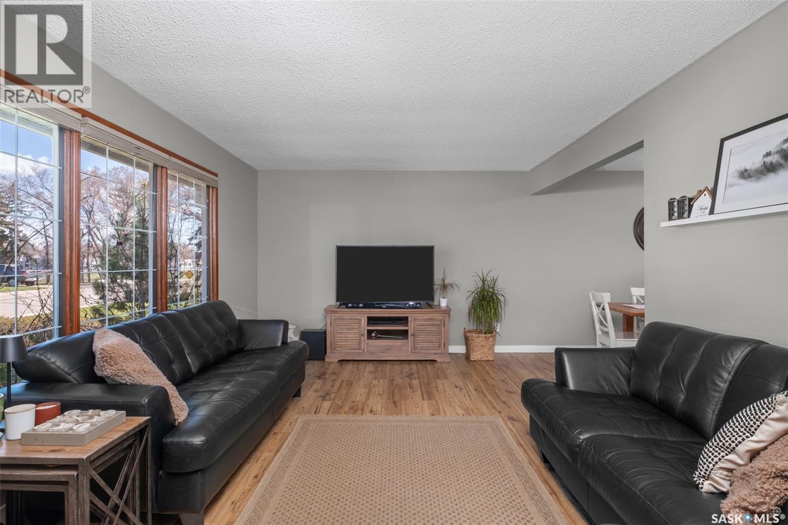 575 27th Street W, Prince Albert, Saskatchewan  S6V 4S4 - Photo 9 - SK036854