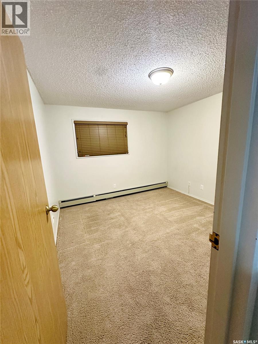 305 1110 9th Avenue Ne, Swift Current, Saskatchewan S9H 2S9 - Photo 7 - SK036790