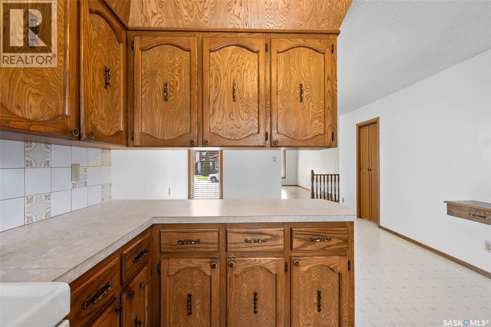 21 Merlin Crescent N, Regina, Saskatchewan  S4R 3E2 - Photo 18 - SK036742