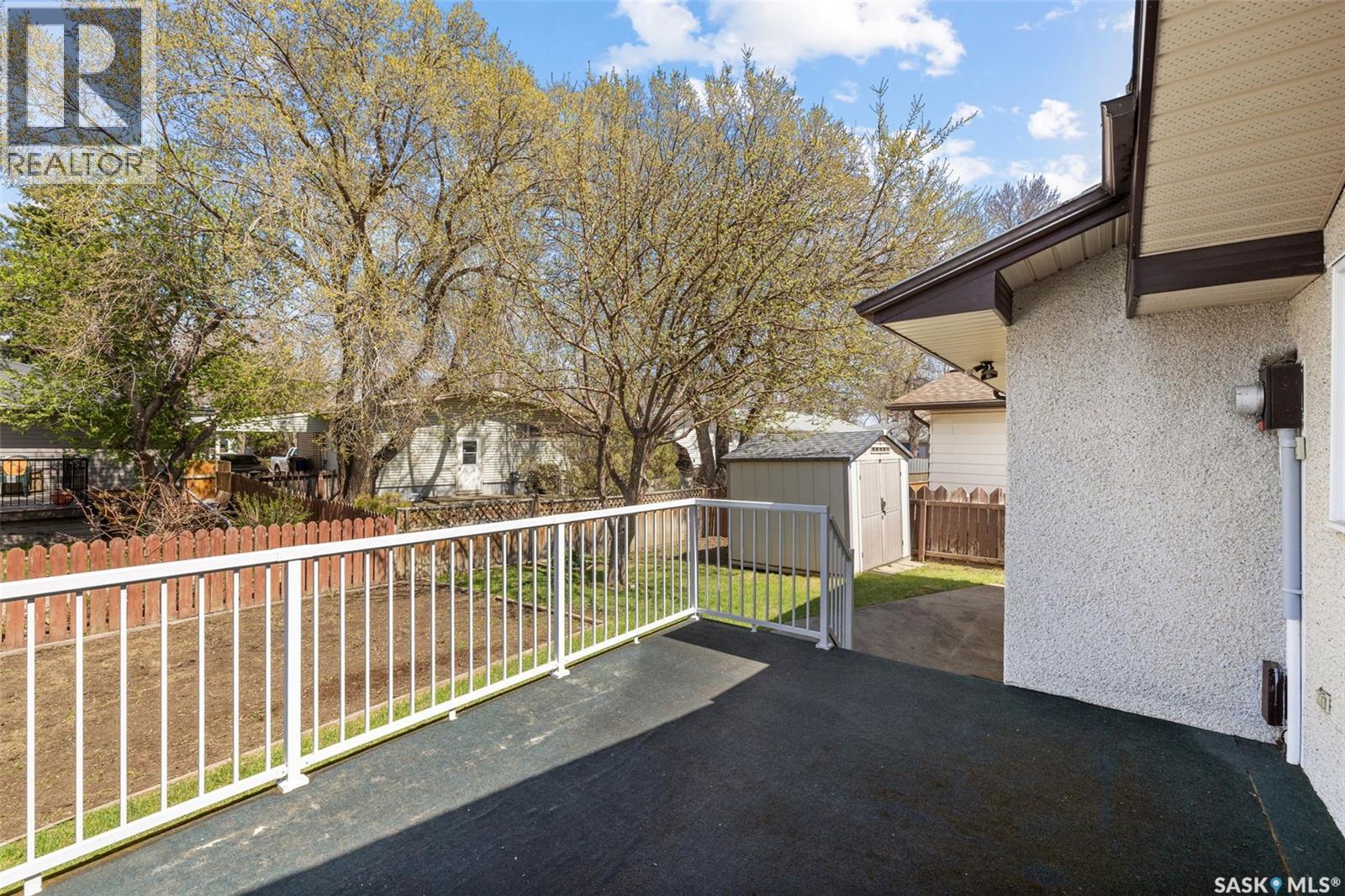 21 Merlin Crescent N, Regina, Saskatchewan  S4R 3E2 - Photo 26 - SK036742