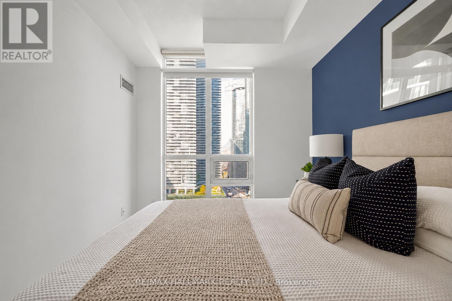 2211 - 18 Harbour Street, Toronto, Ontario M6J 2Z6 - Photo 22 - C13161784