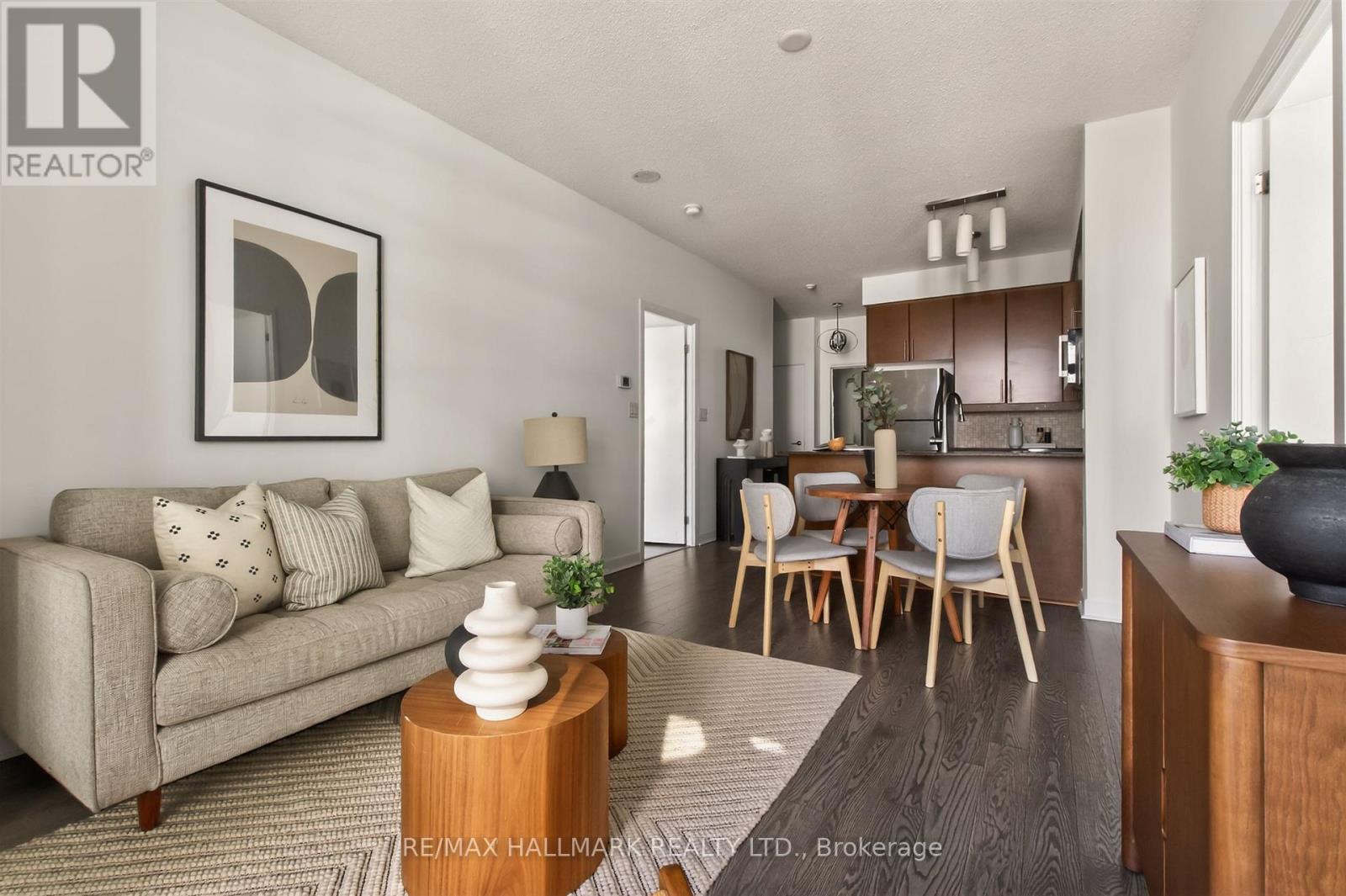 2211 - 18 Harbour Street, Toronto, Ontario M6J 2Z6 - Photo 3 - C13161784