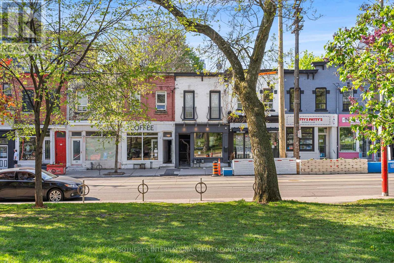 919 Queen Street W, Toronto, Ontario  M6J 1G5 - Photo 7 - C13161918