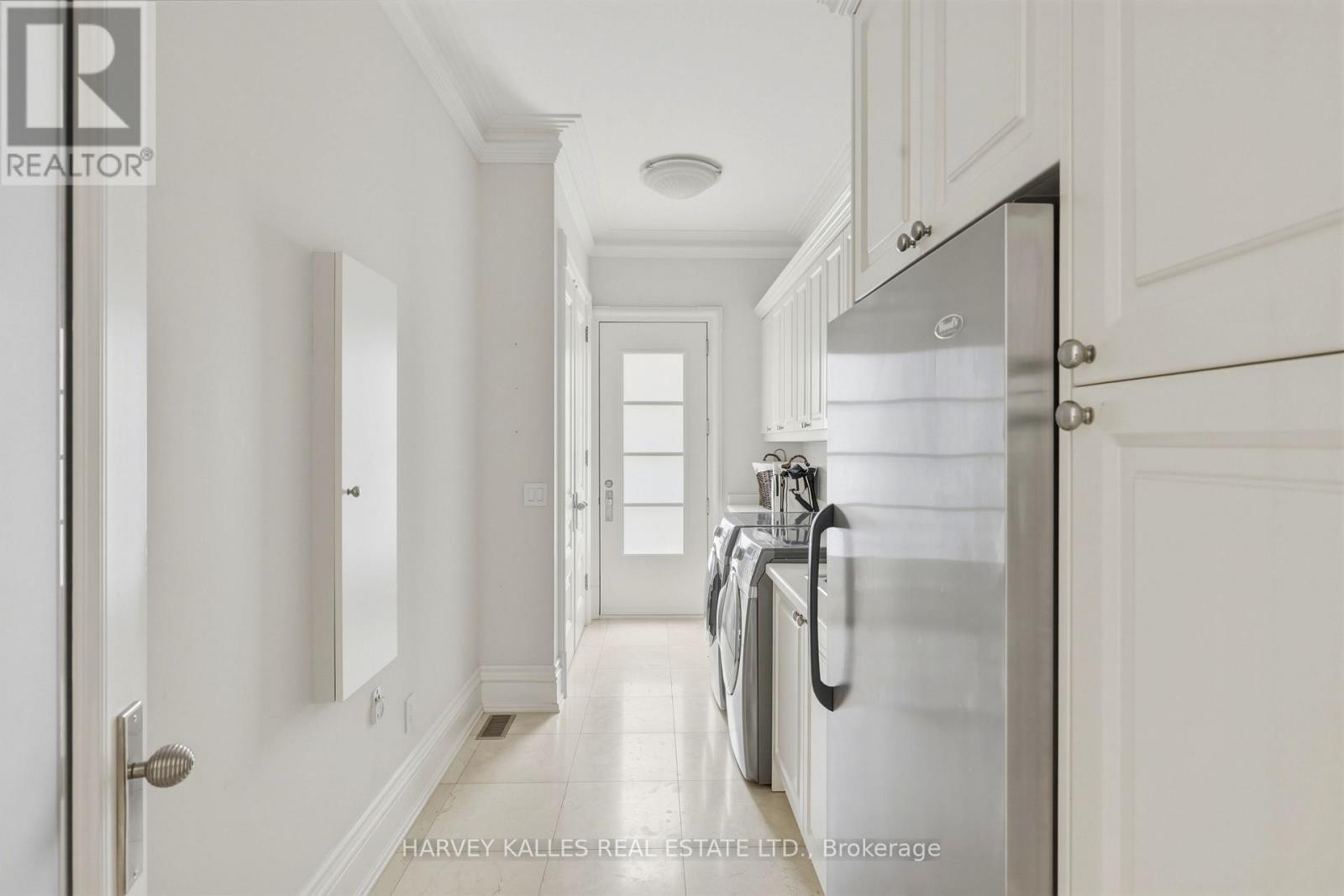11 Doon Road, Toronto, Ontario  M2L 1M1 - Photo 21 - C13162042