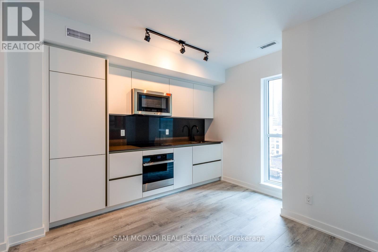 602 - 327 King Street W, Toronto, Ontario  M5V 1J5 - Photo 18 - C13162074