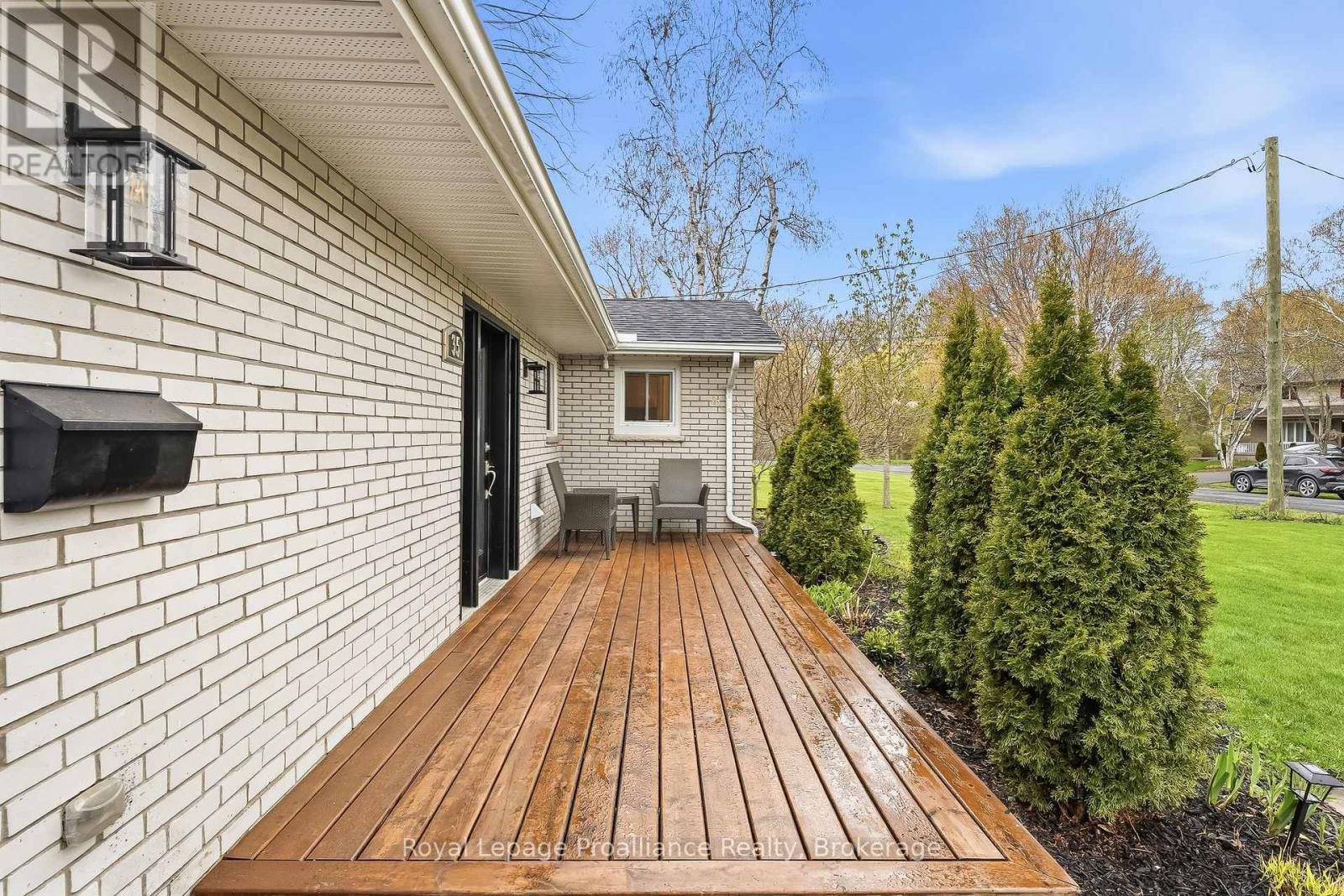 35 Hamilton Avenue, Cobourg, Ontario  K9A 1V7 - Photo 4 - X13157658