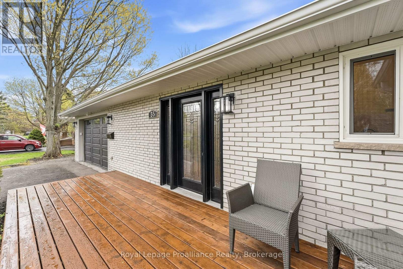 35 Hamilton Avenue, Cobourg, Ontario  K9A 1V7 - Photo 5 - X13157658