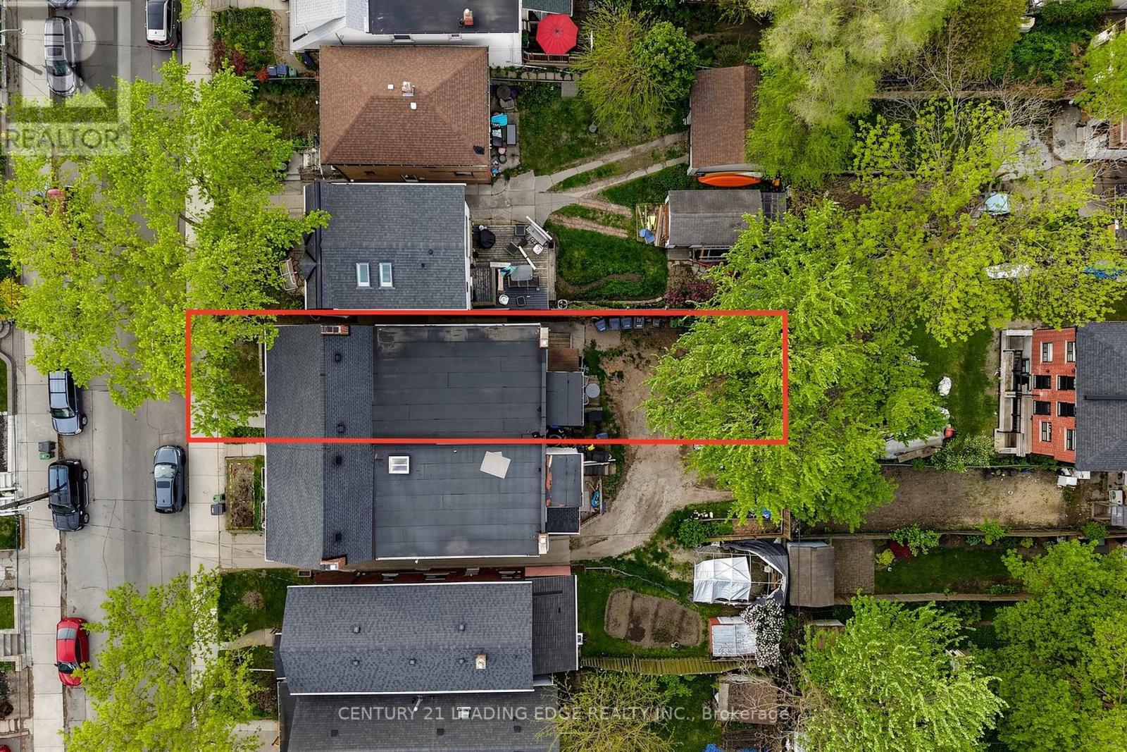 395 Rhodes Avenue, Toronto, Ontario  M4L 3A6 - Photo 23 - E13161746