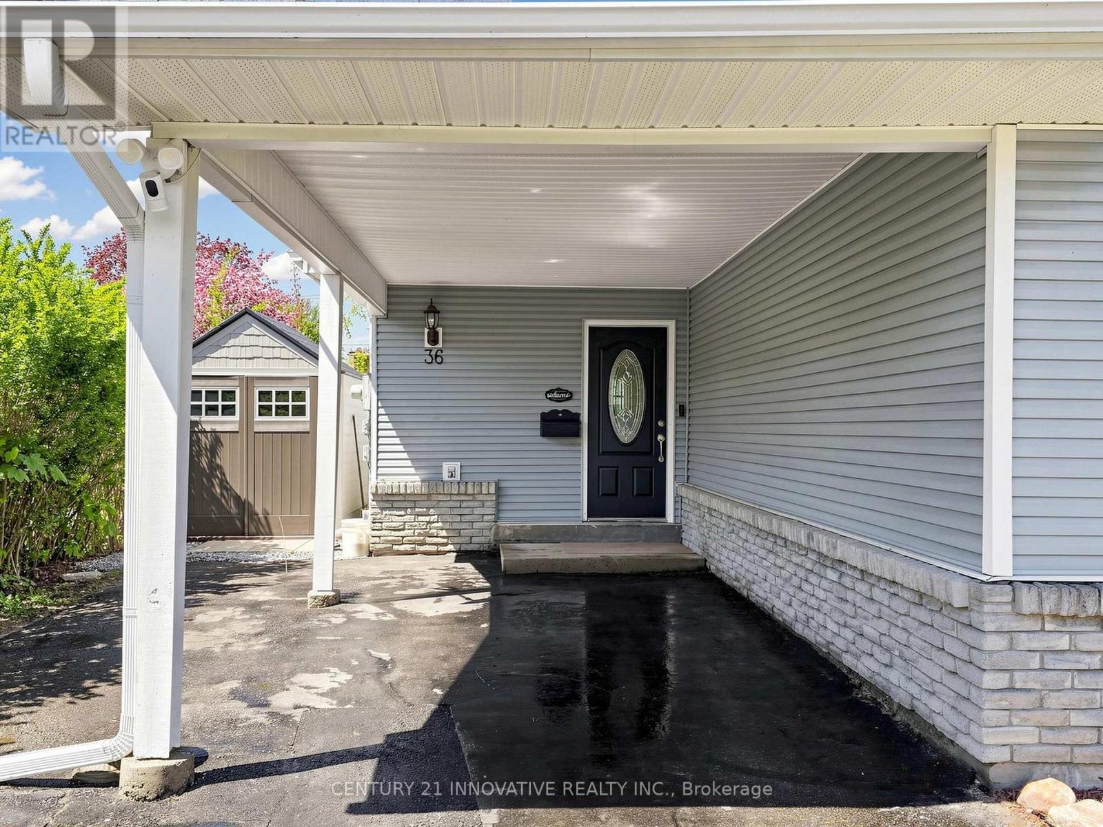 36 Deerpark Crescent, Clarington, Ontario  L1C 3M3 - Photo 4 - E13162060