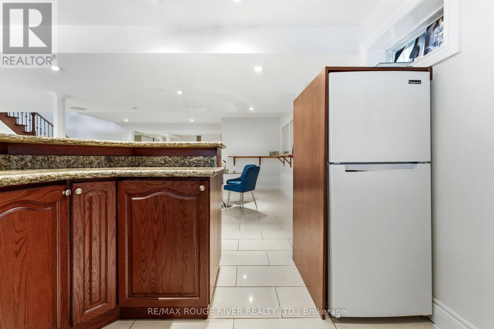29 Sheldon Drive, Ajax, Ontario  L1T 4K7 - Photo 43 - E13162076