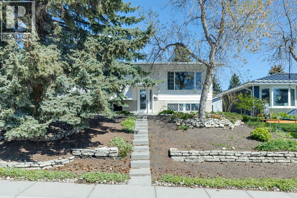 6928 Hunterbow Crescent NW, Calgary, Alberta
