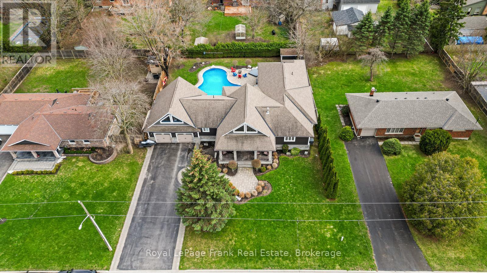 325 Maine Street, Oshawa, Ontario  L1L 1A8 - Photo 3 - E13162218