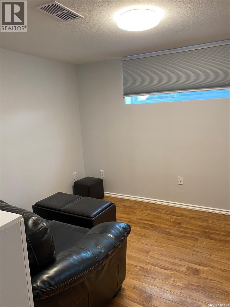 209 8th Street E, Prince Albert, Saskatchewan  S6V 0V9 - Photo 17 - SK031751