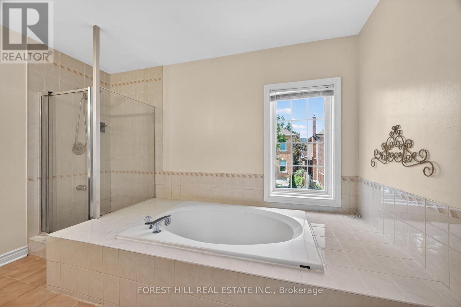 2 Regent Street, Richmond Hill (Mill Pond), Ontario  L4C 9B3 - Photo 20 - N13161856