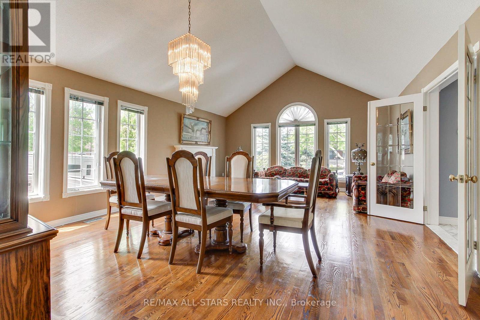 41 Captain Armstrong Lane, Markham, Ontario  L3P 3E1 - Photo 14 - N13161920