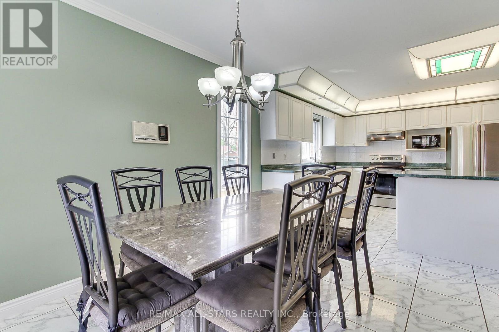 41 Captain Armstrong Lane, Markham, Ontario  L3P 3E1 - Photo 20 - N13161920
