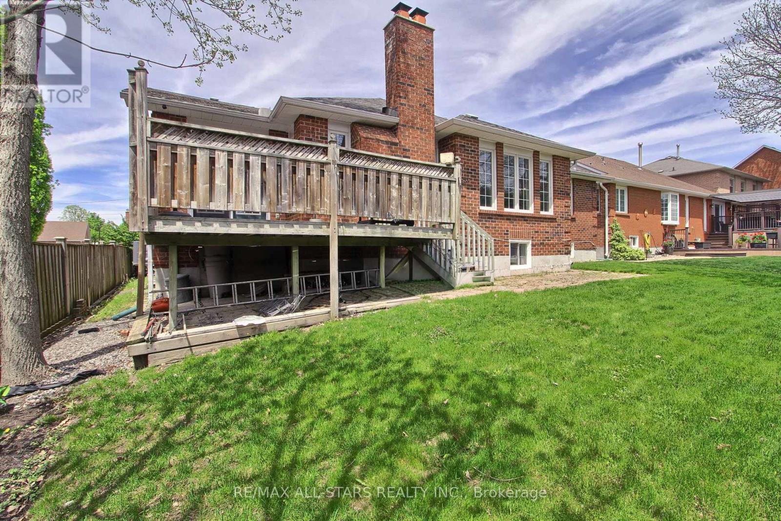 41 Captain Armstrong Lane, Markham, Ontario  L3P 3E1 - Photo 48 - N13161920