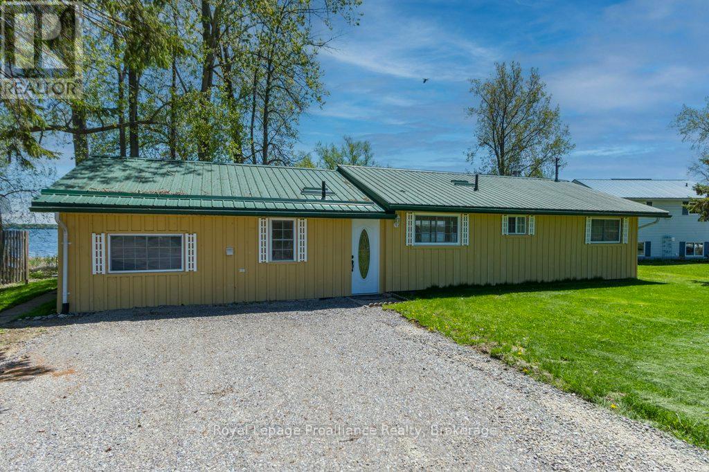 22579 Loyalist Parkway, Quinte West, Ontario  K8V 5P6 - Photo 1 - X13162208