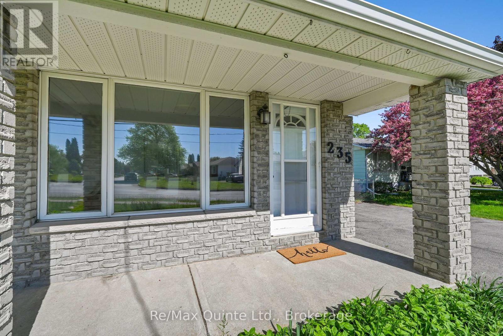 235 Byron Street, Quinte West, Ontario  K8V 2Z2 - Photo 4 - X13162458