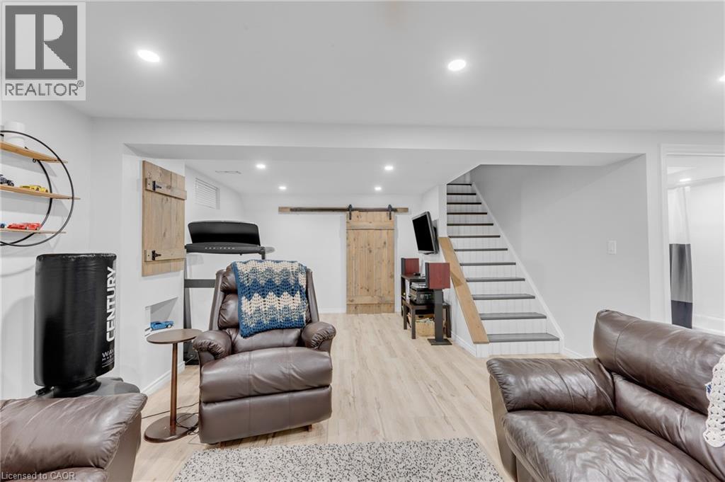 206 Athenia Drive, Stoney Creek, Ontario  L8J 1V8 - Photo 37 - 40832378