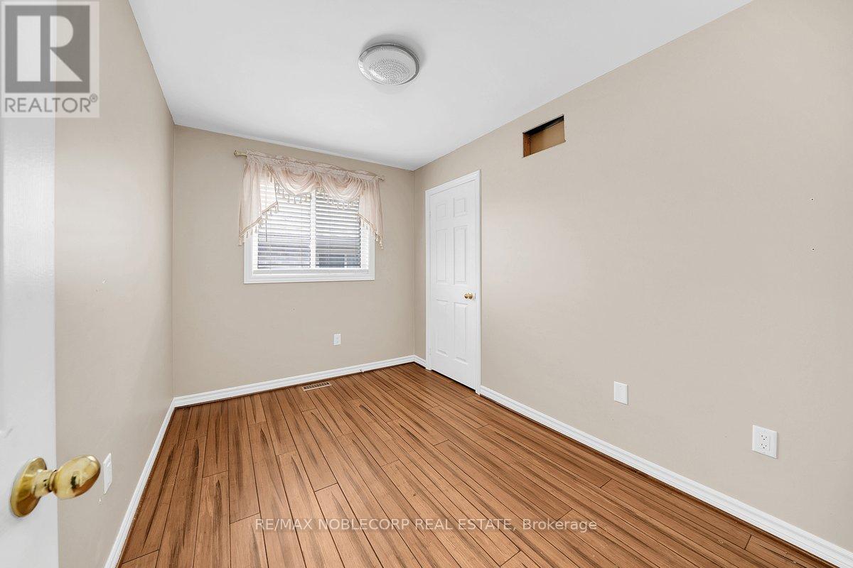 66 Stoneybrook Crescent, Barrie (Ardagh), Ontario  L4N 0A6 - Photo 30 - S13161964