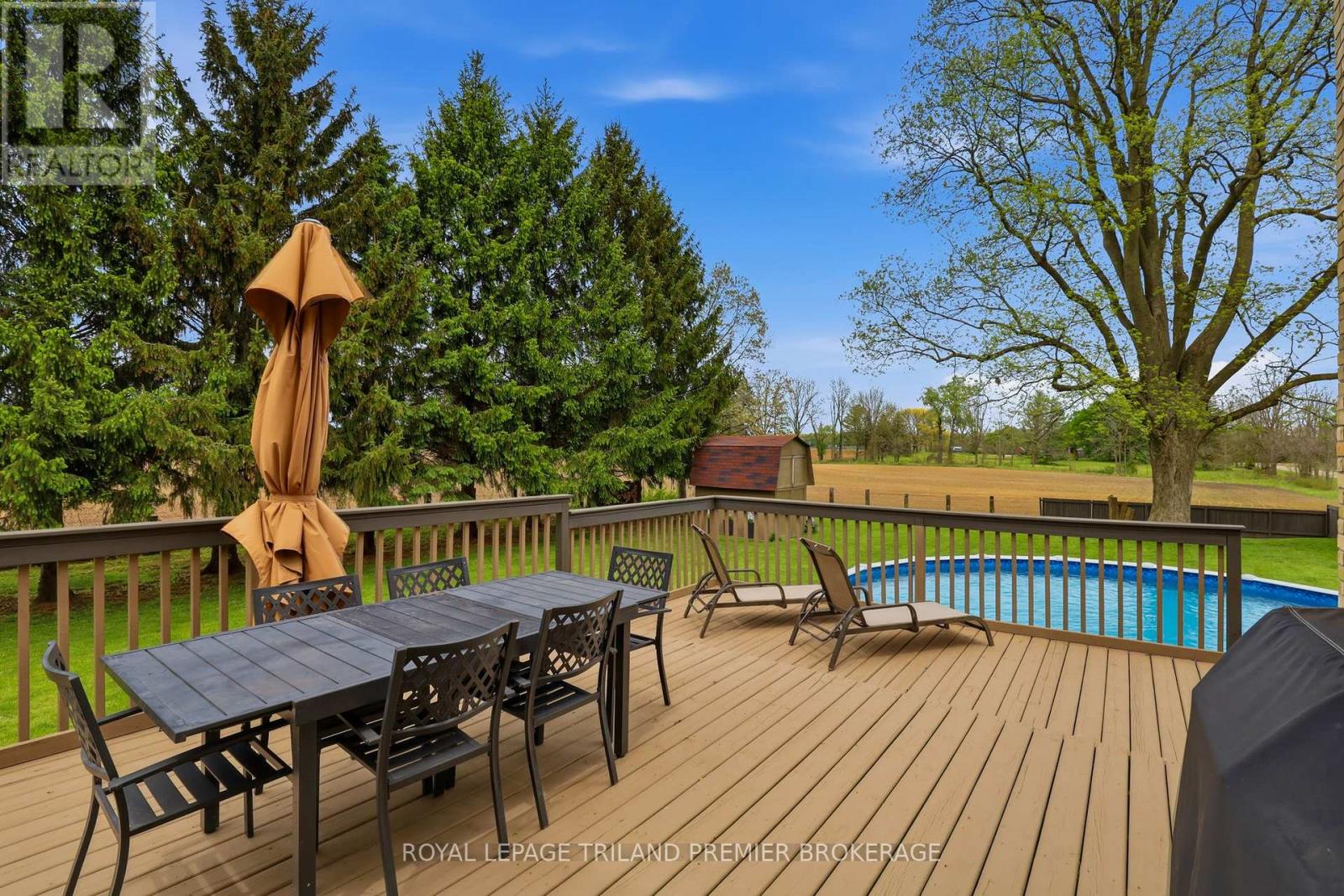 8306 Parkhouse Drive, Strathroy-Caradoc, Ontario  N0L 1W0 - Photo 34 - X13162114