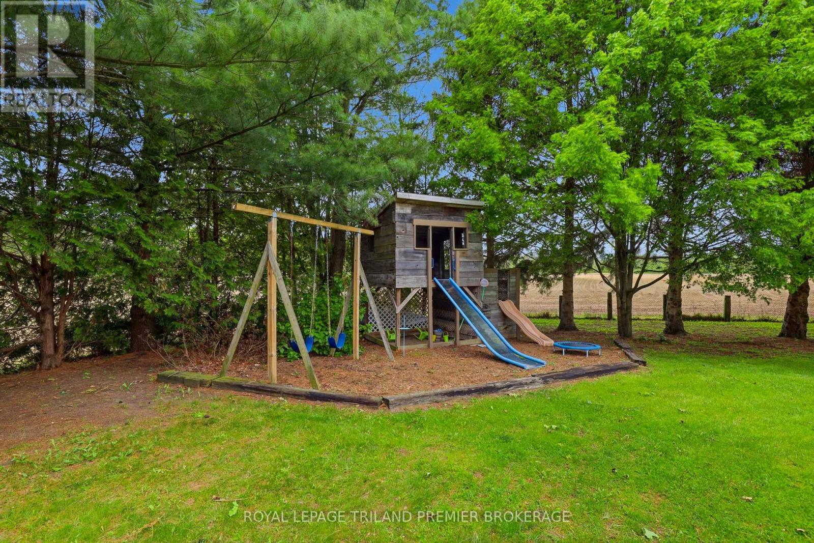 8306 Parkhouse Drive, Strathroy-Caradoc, Ontario  N0L 1W0 - Photo 41 - X13162114