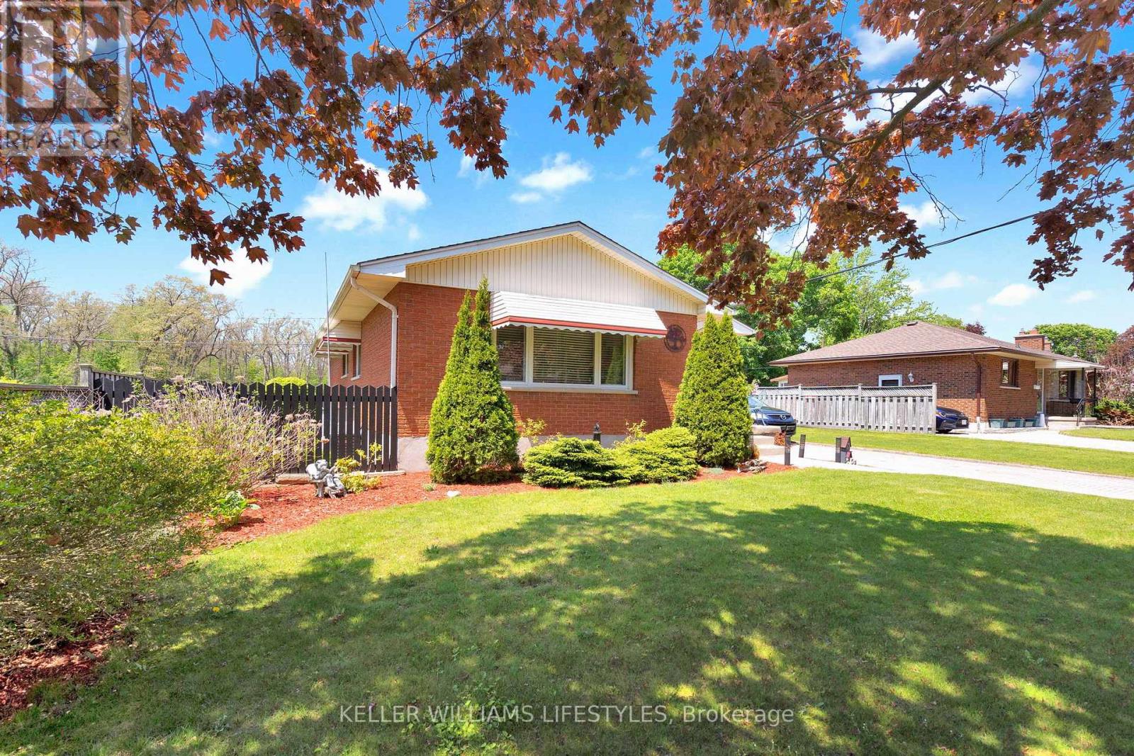 50 Algonquin Crescent, London East, Ontario  N5W 1N4 - Photo 4 - X13162368